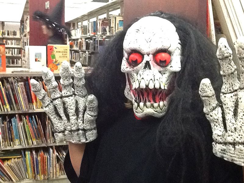 halloween-at-hawkesbury-library3