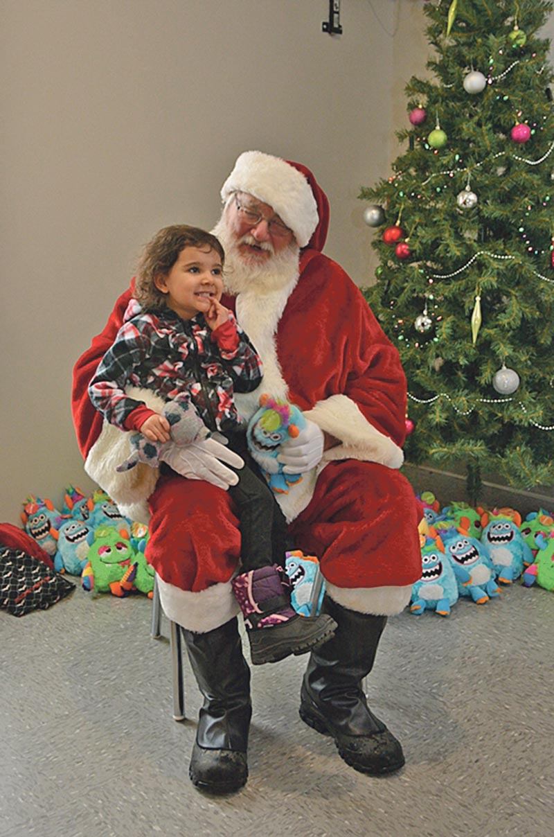 Santa visits Vankleek Hill for breakfast