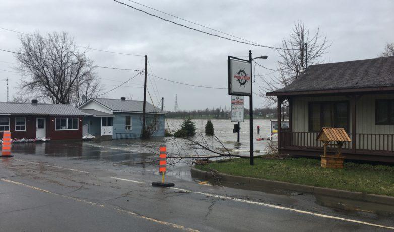 Pointe-Fortune flooding (2)
