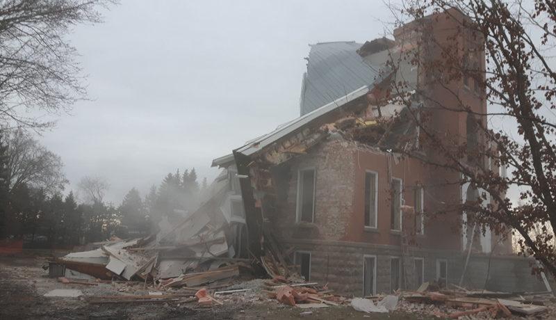 LS_Nov3017_Convent Demolition (4)