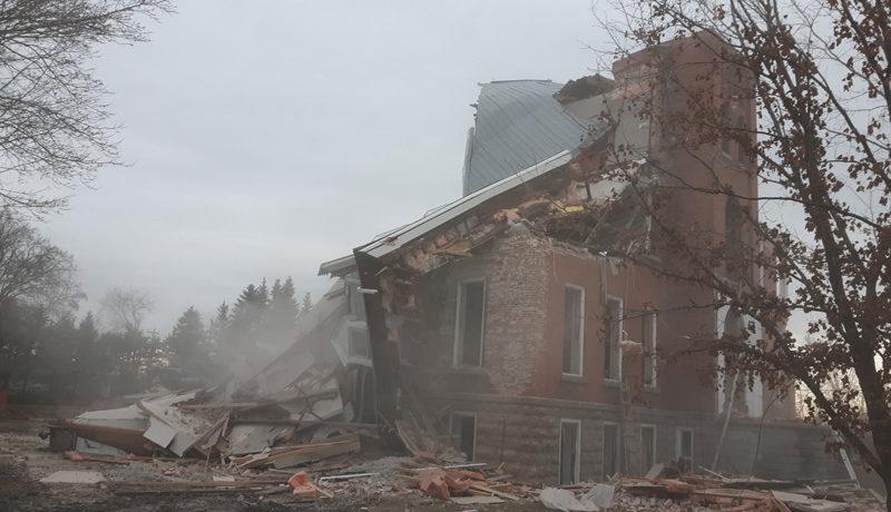 LS_Nov3017_Convent Demolition (5)