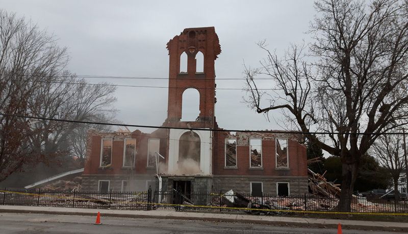 LS_Nov3017_Convent Demolition (62)