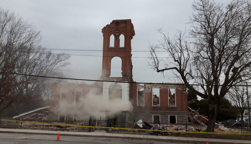 LS_Nov3017_Convent Demolition (63)