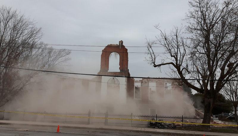 LS_Nov3017_Convent Demolition (76)