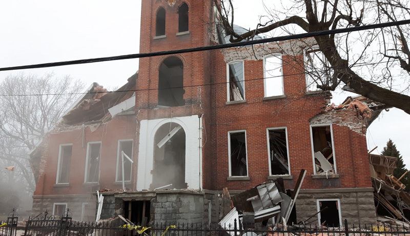 LS_Nov3017_Convent Demolition (9)