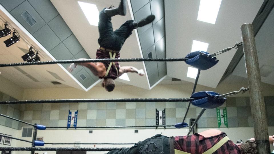 cb_2018feb02_wrestling_carnageatthecarnival_14_web