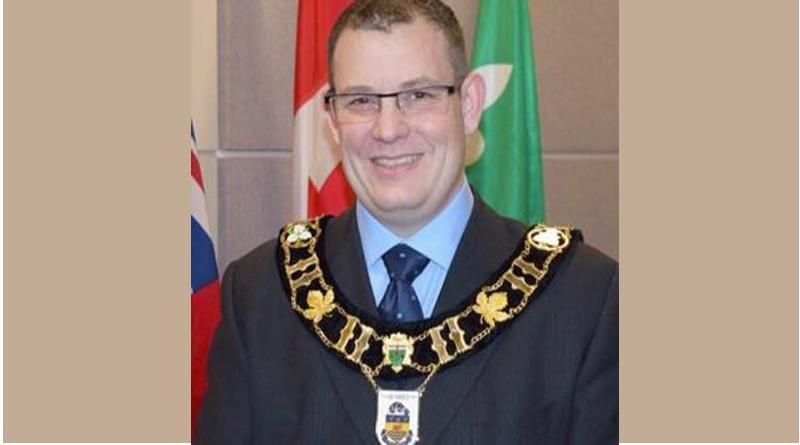 Russell Mayor Pierre Leroux will seek Liberal nomination for GPR