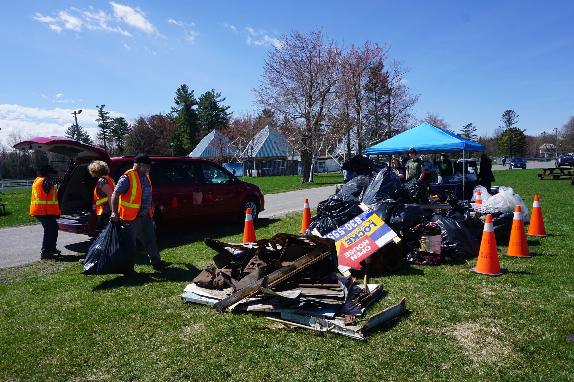 Spring clean-up events: South Nation cache-in-trash-out