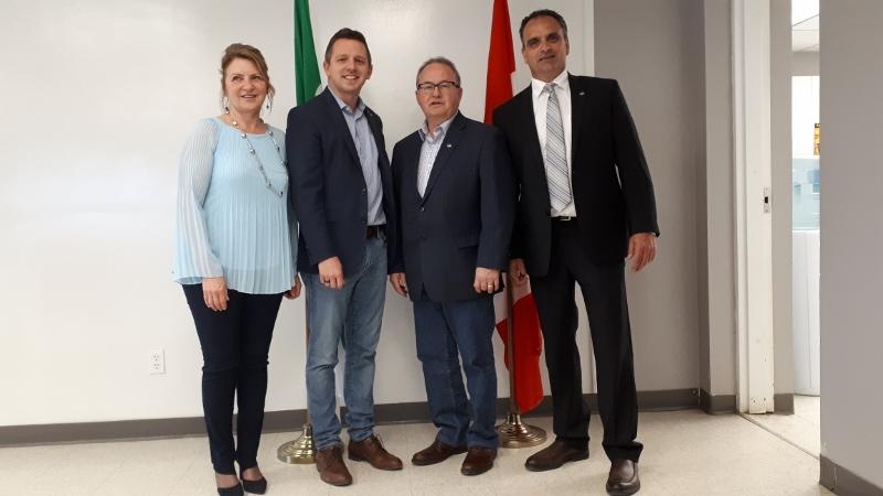 Federal funding announced for better accessibility at municipal office in Fournier