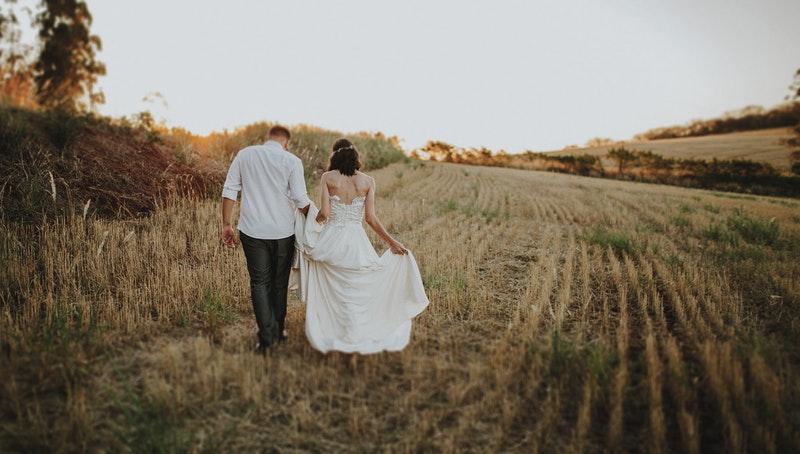 <span class="spa-indicator">Sponsored</span> Publish with us! Share your favourite wedding and engagement photos in “A Wedding Story”