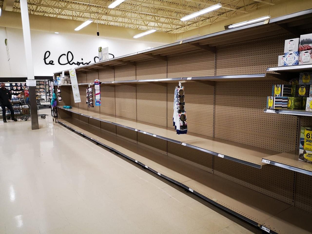 COVID-19 concerns crowd supermarkets