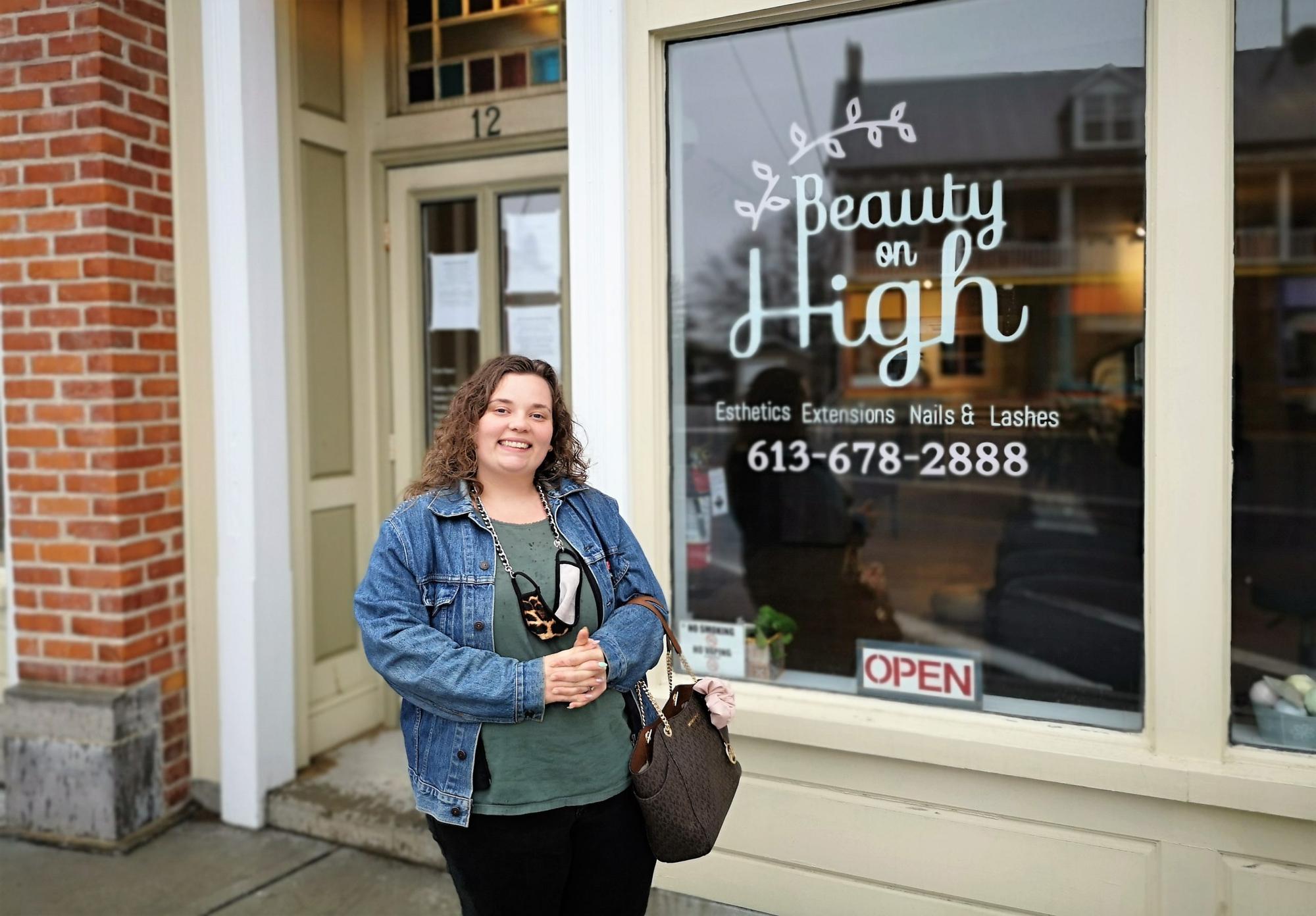 Vankleek Hill beauty salon owner defying shutdown says it is a matter of survival