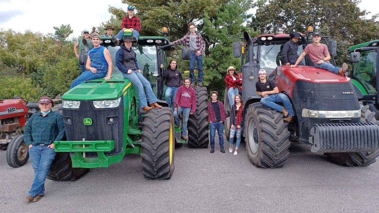 VCI students go to school by tractor
