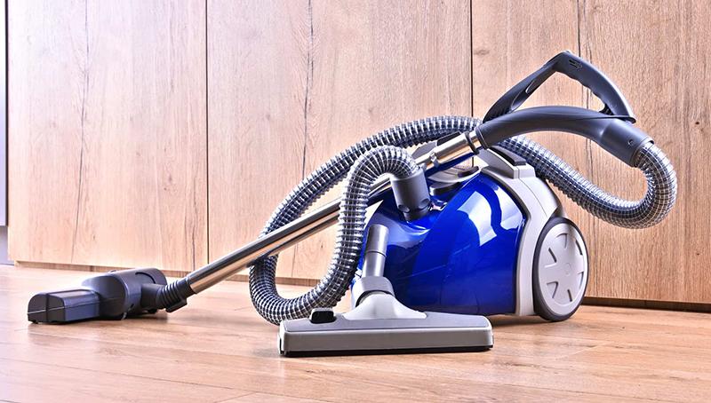 The Best Canister Vacuums In Canada, Best Canister Vacuum For Pet Hair And Hardwood Floors Carpet