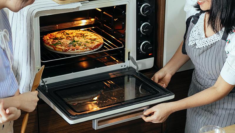 The Best Toaster Ovens In Canada, Wolf Countertop Oven Canada