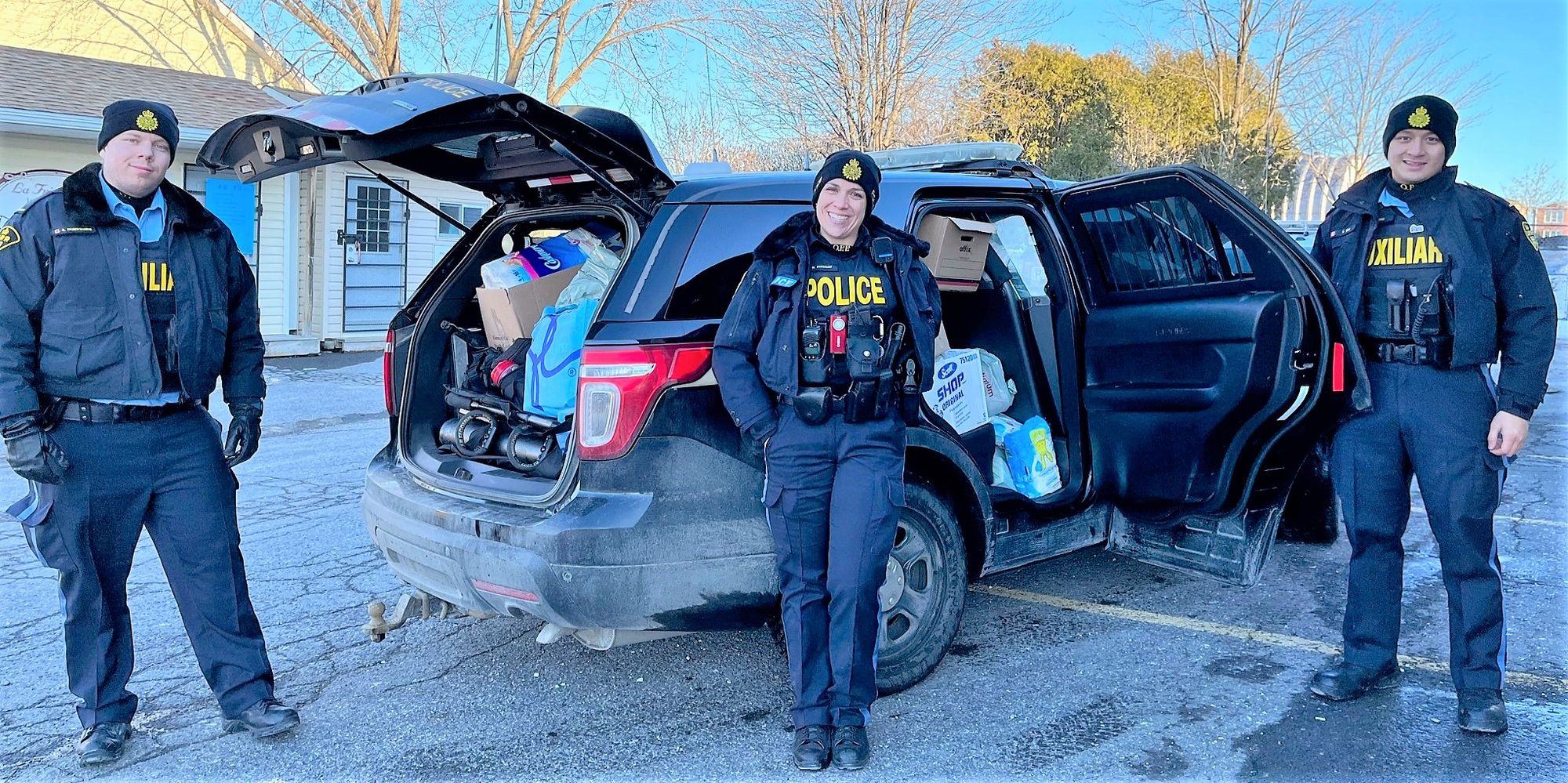 Russell OPP collect food and funds at Rockland ‘Stuff a Cruiser’ event