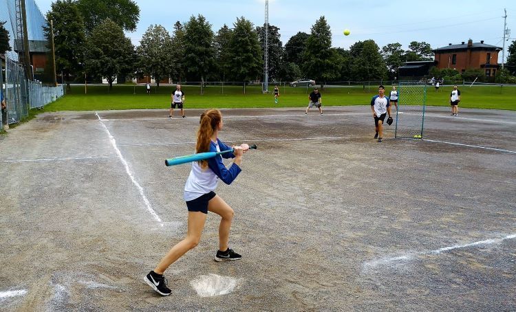Registration for Vankleek Hill Softball League open until April 10
