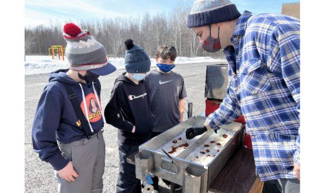 Students celebrate French-Canadian Day at Cambridge Public School in Embrun