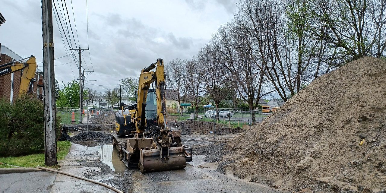 Lachute residents temporarily evacuated after ground shifts from heavy rain