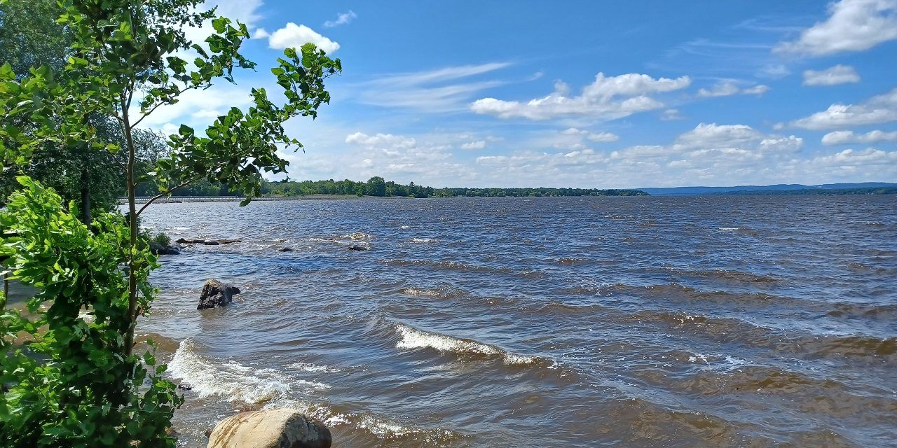 East Hawkesbury could ban short-term rentals along riverfront