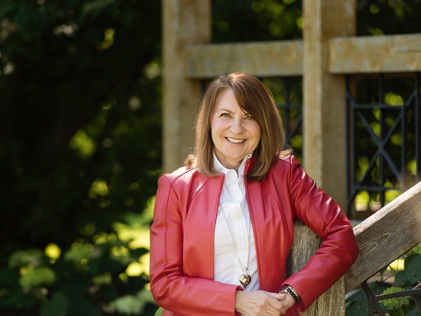 Marie-Noëlle Lanthier running for mayor of La Nation