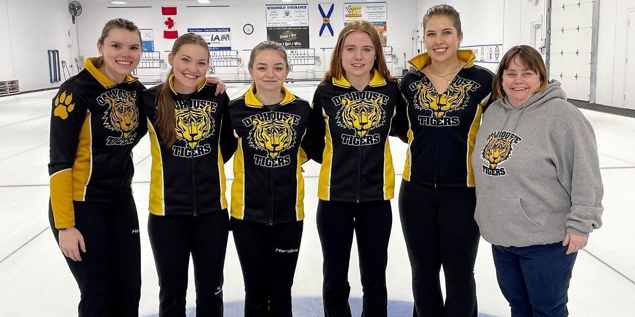 Vankleek Hill’s Natasha Fortin to play lead for Dalhousie at Canadian University Curling Championships