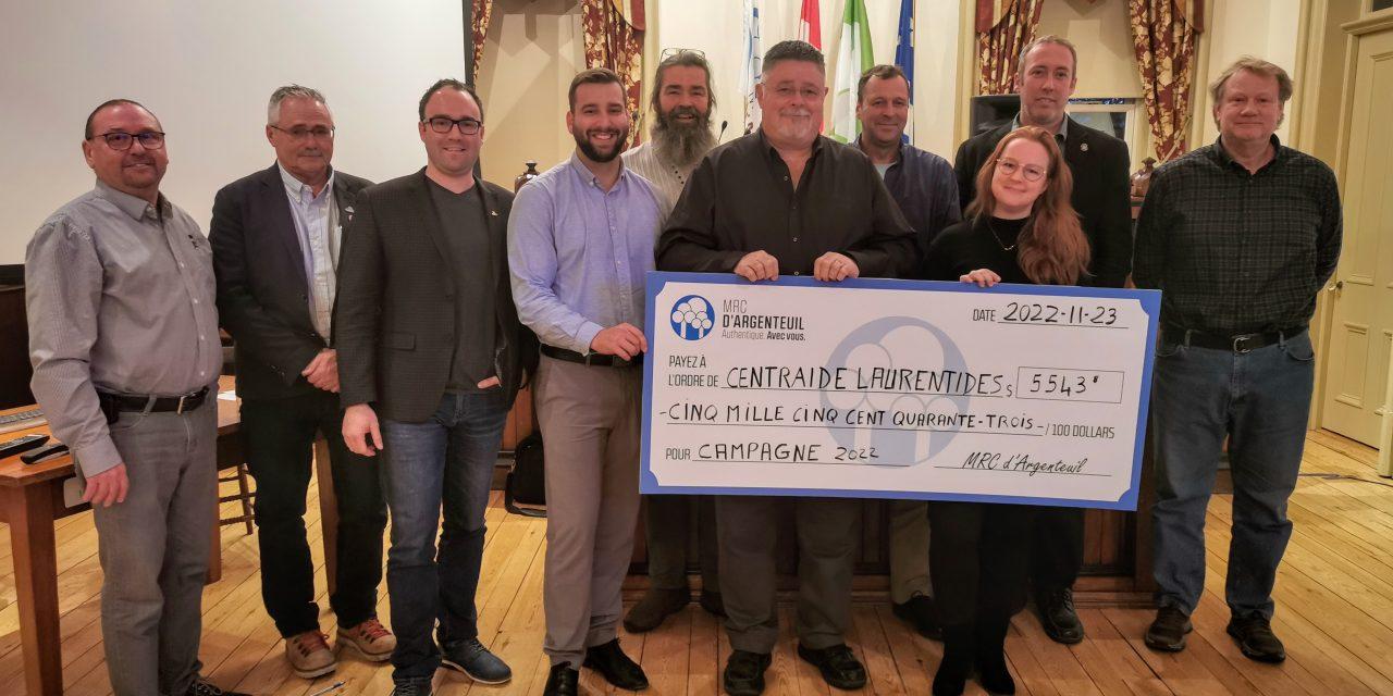 MRC d’Argenteuil contributes $5,543 to Centraide