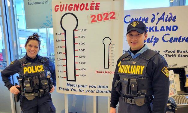 Russell County OPP members host ‘Stuff a Cruiser’ events in Rockland and Casselman
