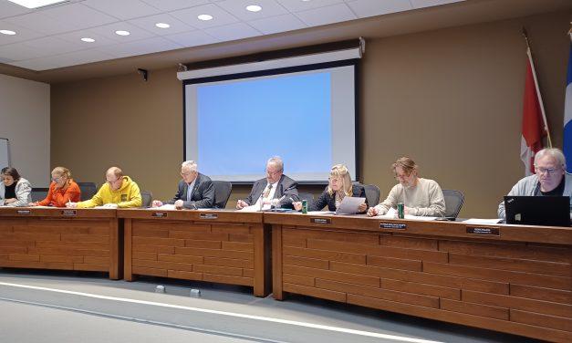 GSLR requests consultations on mining, Québec government agrees