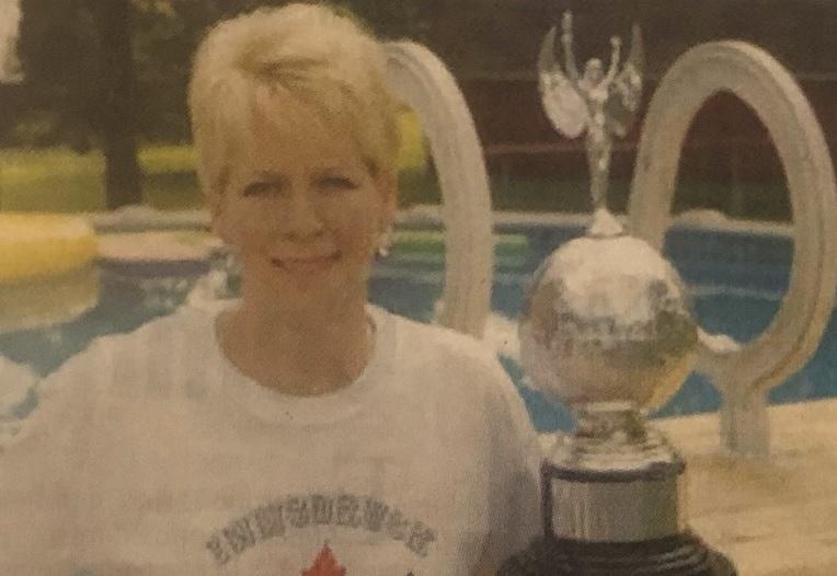 Broomballer Sharon Jasper inducted to Glengarry Sports Hall of Fame