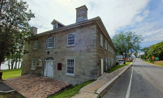 MRC, municipality, and museum concerned federal government is abandoning Carillon Barracks