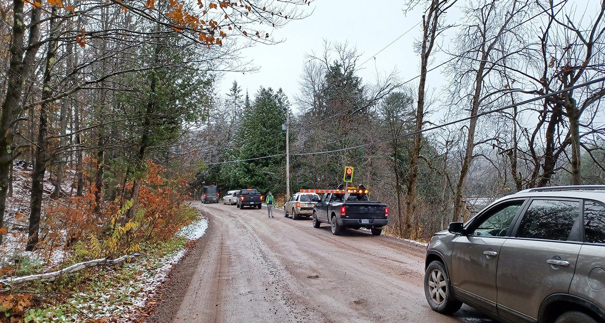 TV commercial production along Rivière-Rouge
