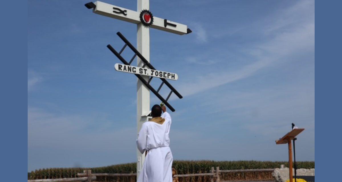 New Rang St-Joseph cross near St-Bernardin