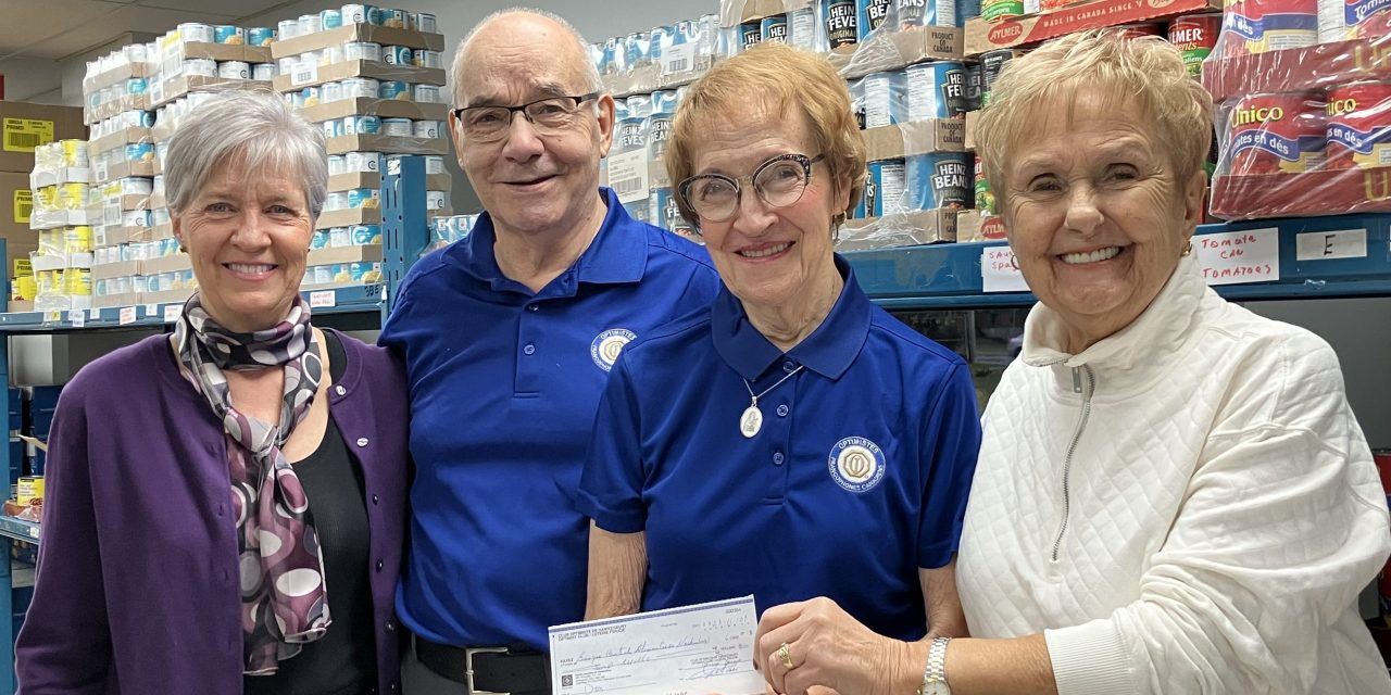 Club Optimiste contributes $6,000 to Hawkesbury food bank