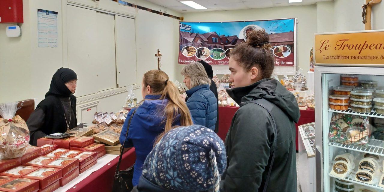 Christmas treasures made locally at Foire de Noël Saveurs et Culture d’Argenteuil