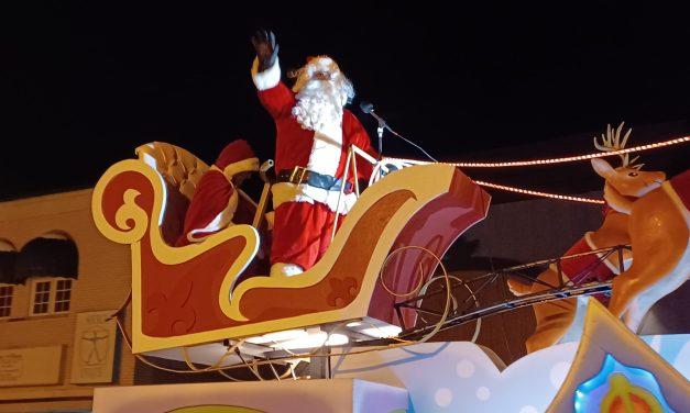 Hawkesbury Santa Claus Parade brings Christmas cheer to town