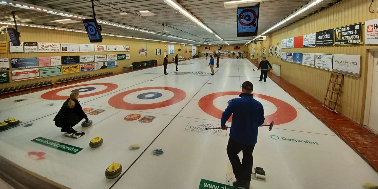 A superb Saturday for the St. Finnan’s Bonspiel in Alexandria