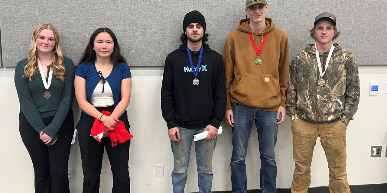 Glengarry student wins medal for carpentry