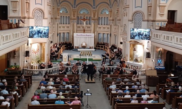 Chamber orchestra to perform Bach’s Christmas Oratorio