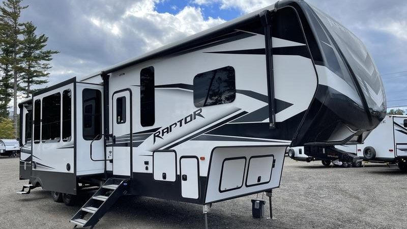 Travel trailer stolen in Rockland