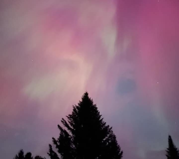 Aurora borealis lights up local skies